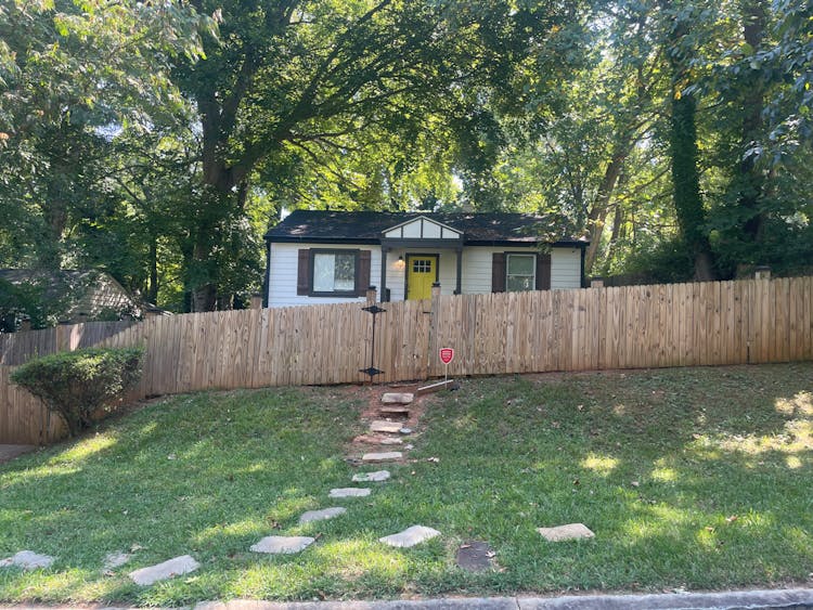 1286 Elizabeth Ave SW Atlanta, GA 30310, Fulton County