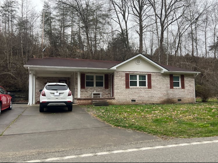 5287 State Highway 2 Olive Hill, KY 41164, Carter County