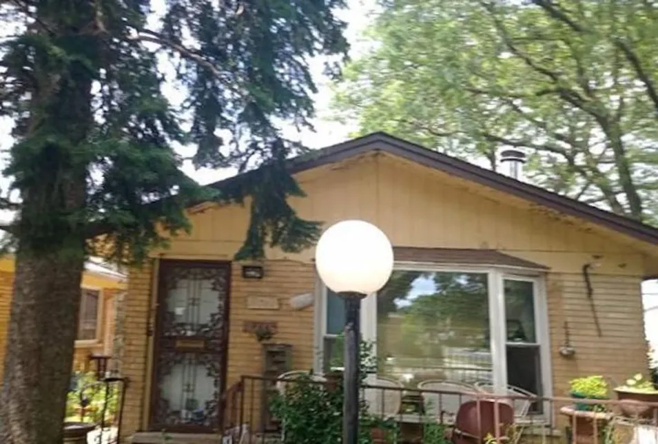 11700 South Laflin Street Chicago, IL 60643, Cook County