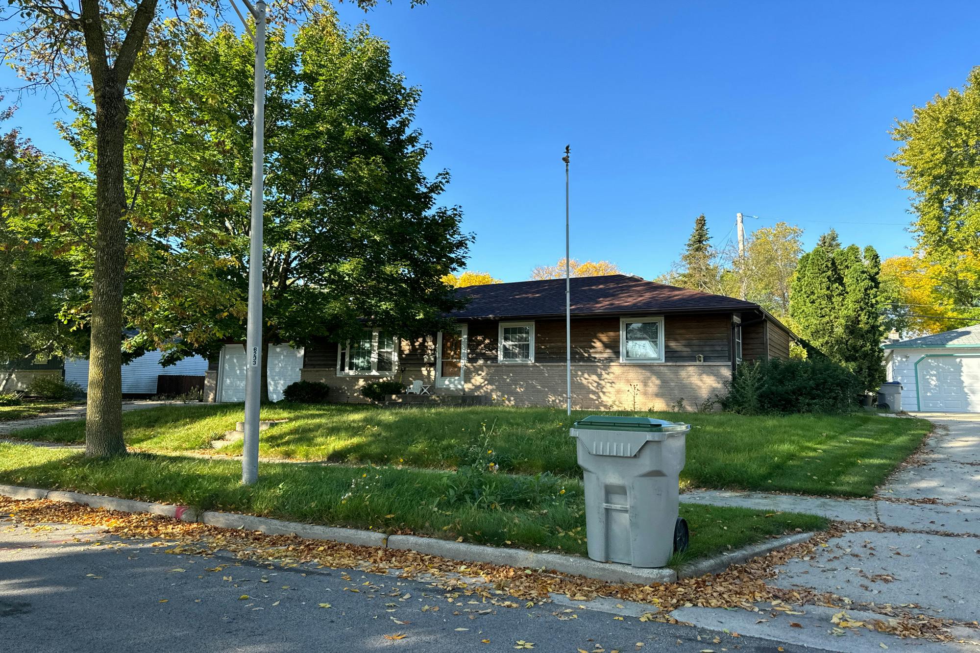 Avalon St, Milwaukee, WI 53221