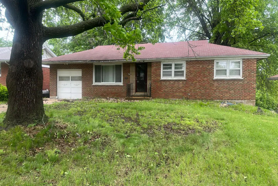 2423 Caverhill Dr Saint Louis, MO 63136, St. Louis County