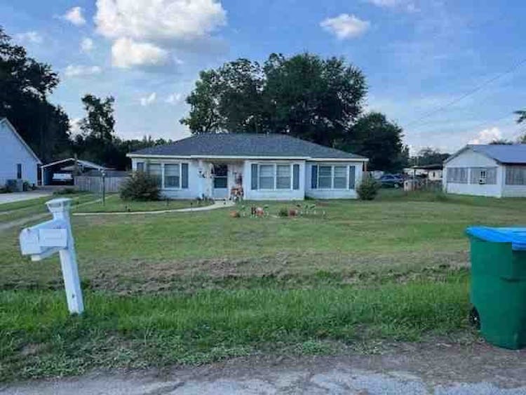 311 Cloverdale Rd Atmore, AL 36502, Escambia County