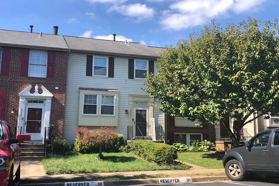 5724 Croatan Court Centreville, VA 20120, Fairfax County