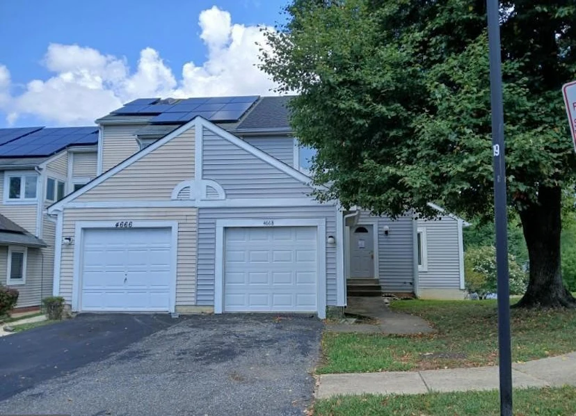4668 Winterberry Ln