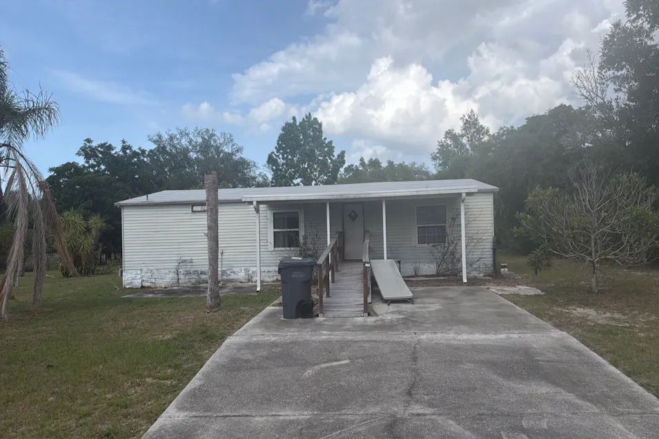 3932 Rolling Hills Ct E Lake Wales, FL 33898, Polk County