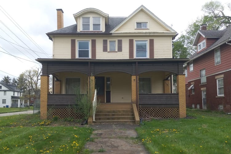 1329 Robbins Ave Niles, OH 44446, Trumbull County