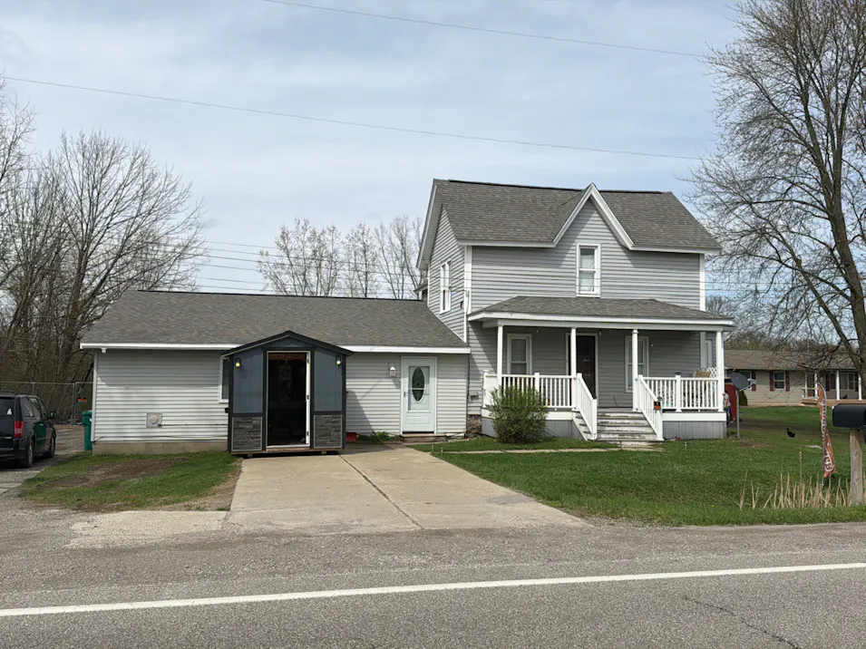 7438 Hill Rd Swartz Creek, MI 48473, Genesee County
