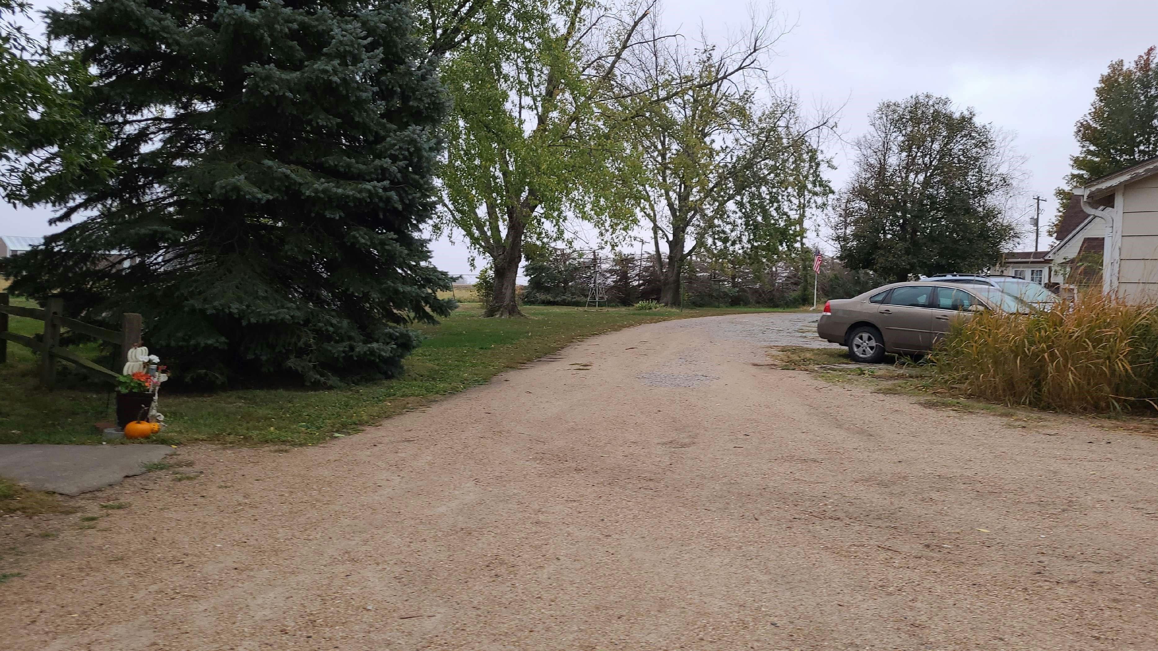1st St, Glenvil, NE 68941