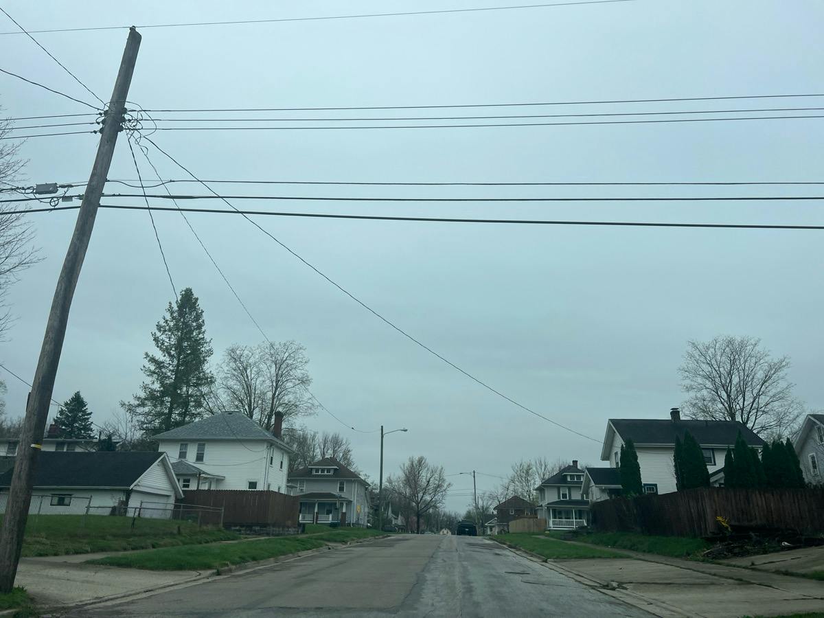 Rodgers Dr, Springfield, OH 45503