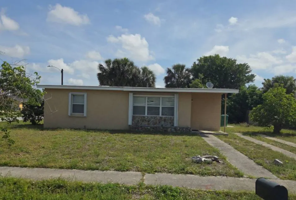3412 Westlund Ter Port Charlotte, FL 33952, Charlotte County