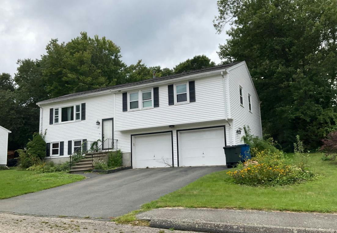 Old Farm Rd, Randolph, MA 02368
