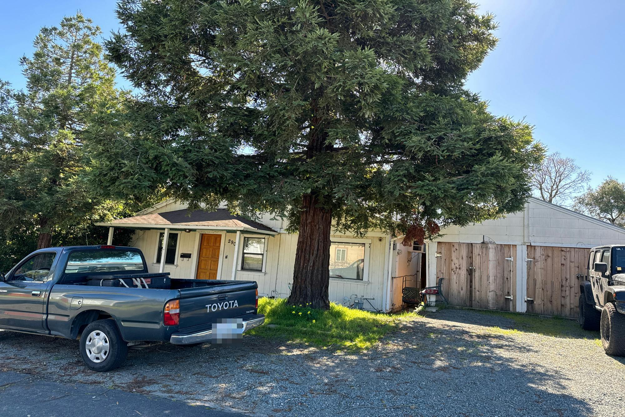 Leslie Ave, Martinez, CA 94553 #1