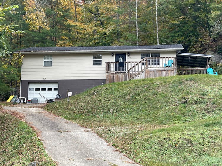 4053 Howells Mill Rd Ona, WV 25545, Cabell County