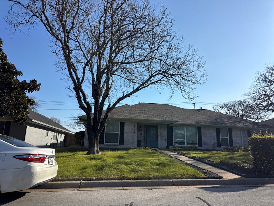 1704 Prestonwood Drive Arlington, TX 76012, Tarrant County