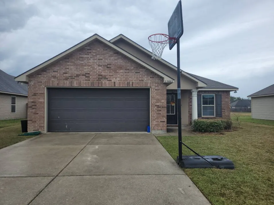 25663 Buffwood Street Denham Springs, LA 70726, Livingston County