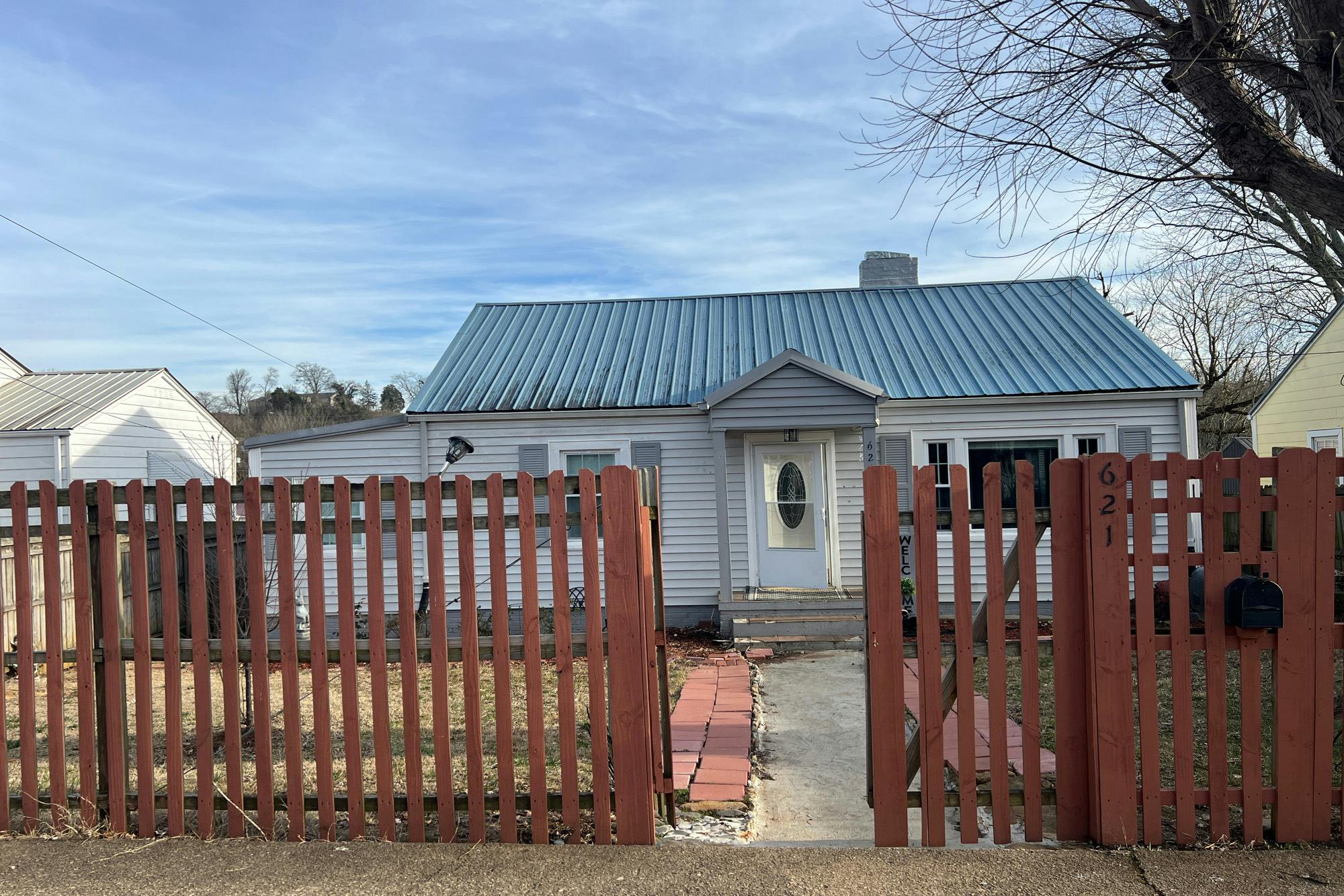 Ferry St, Loudon, TN 37774