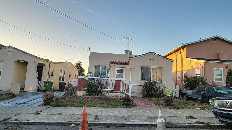 1527 53rd Ave Oakland, CA 94601, Alameda County