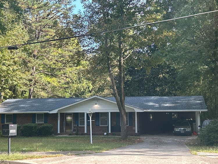 1684 Flatshoals Road College Park, GA 30349, Clayton County