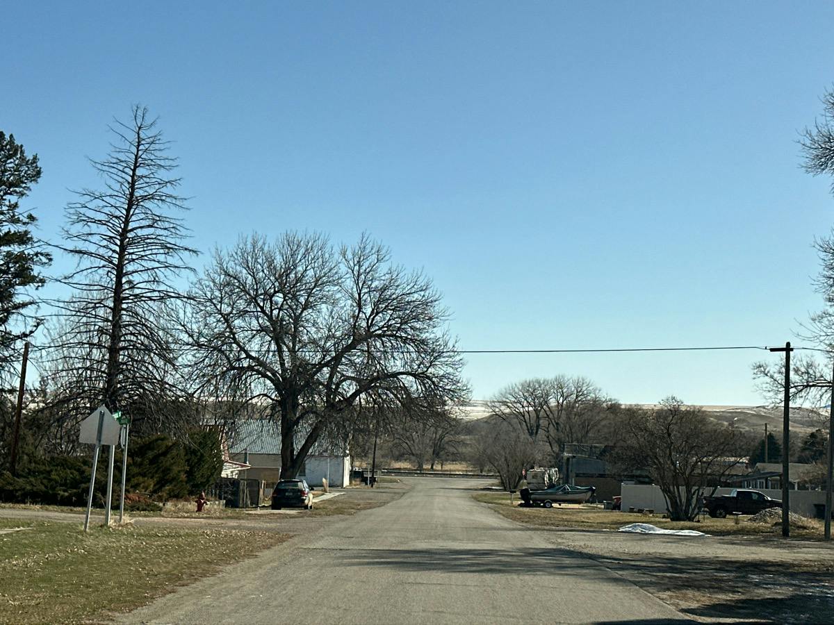 School St, Fromberg, MT 59029