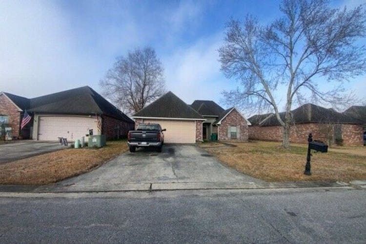 33939 Renee Ave Denham Springs, LA 70706, Livingston County