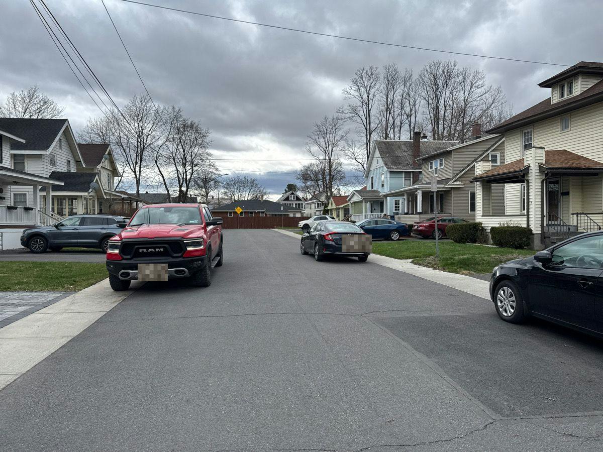 Sard Rd, Albany, NY 12209