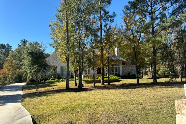 235 Lakeside Hills Drive Montgomery, TX 77316, Montgomery County