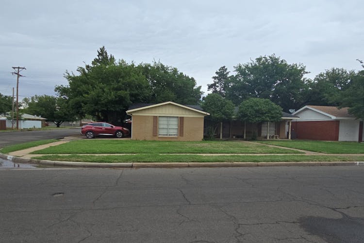 3916 54th Street Lubbock, TX 79413, Lubbock County