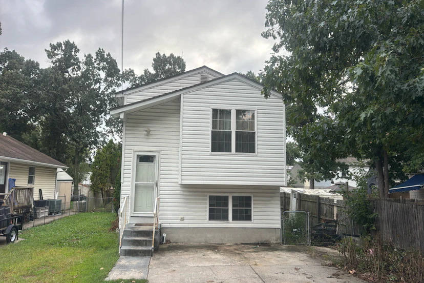 217 5th Ave Sw