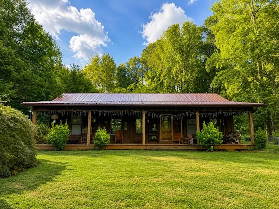 113 North Drive Somerville, AL 35670, Morgan County