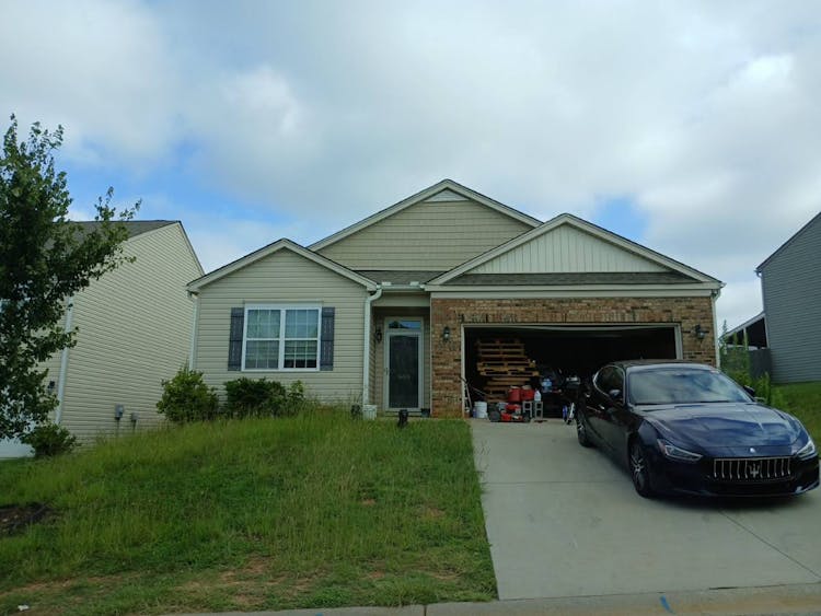 505 Galveston St Piedmont, SC 29673, Greenville County