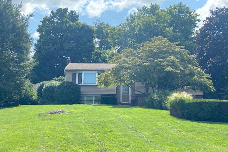 2354 Sue Ann Dr Lancaster, PA 17602, Lancaster County