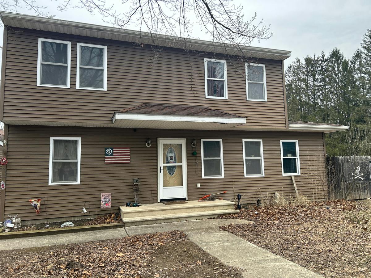 Frances Pl, Tillson, NY 12486