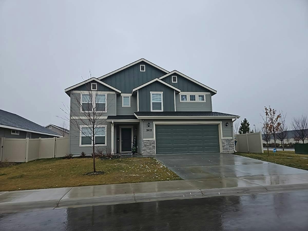 Hags Head St, Nampa, ID 83686