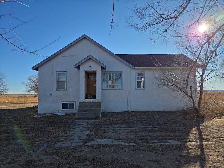 3153 State Highway 154 Yoder, WY 82244, Goshen County