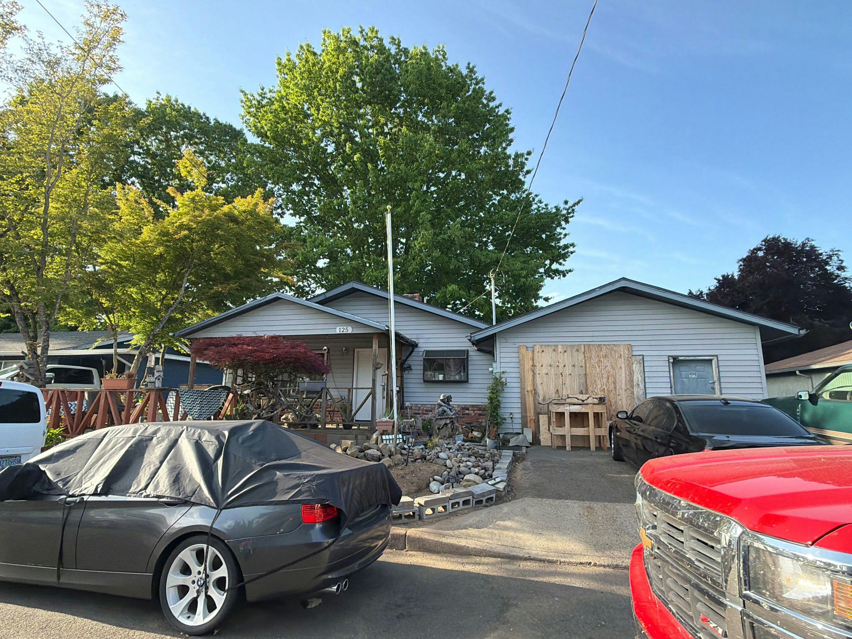 125 NW 14th Pl  