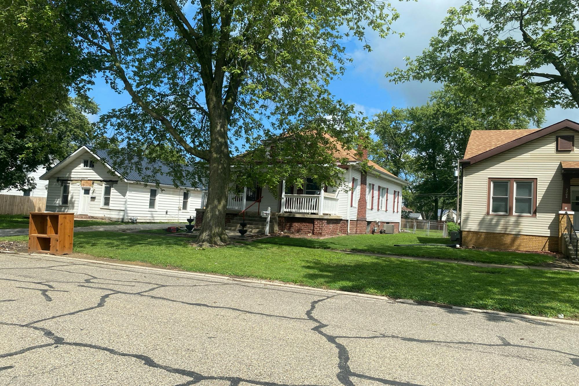 Shelby Ave, Mattoon, IL 61938 #1