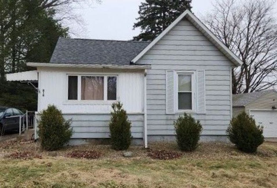 816 Division Street La Porte, IN 46350, Laporte County