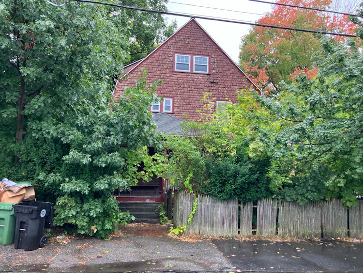 144 Dexter Avenue Watertown, MA 02472, Middlesex County