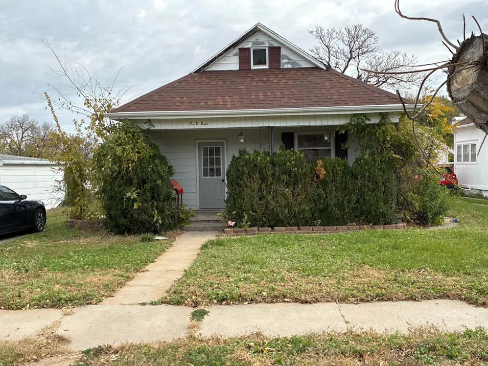609 E 5th St Mc Cook, NE 69001, Red Willow County