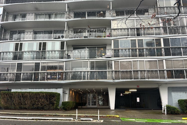 1740 Melrose Ave #403 Seattle, WA 98122, King County