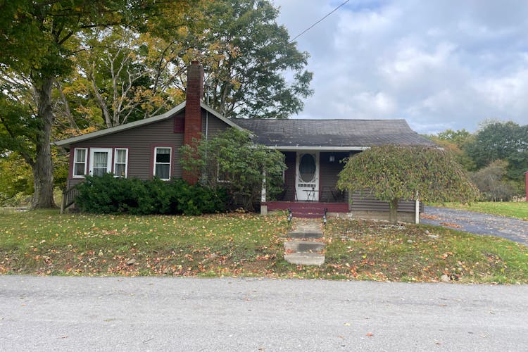 2029 McComb Road Worth Township, PA 16153, Mercer County