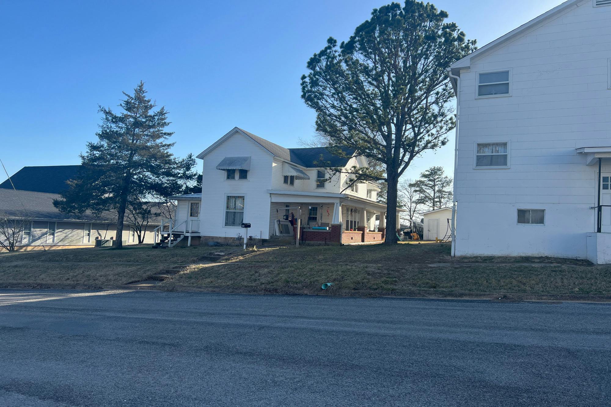 4th St, Willow Springs, MO 65793 #1