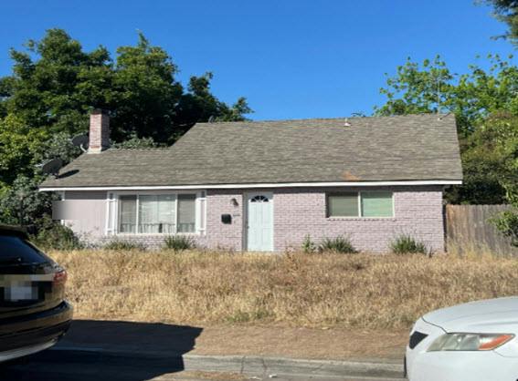 Hinkley Ave, Oakdale, CA 95361