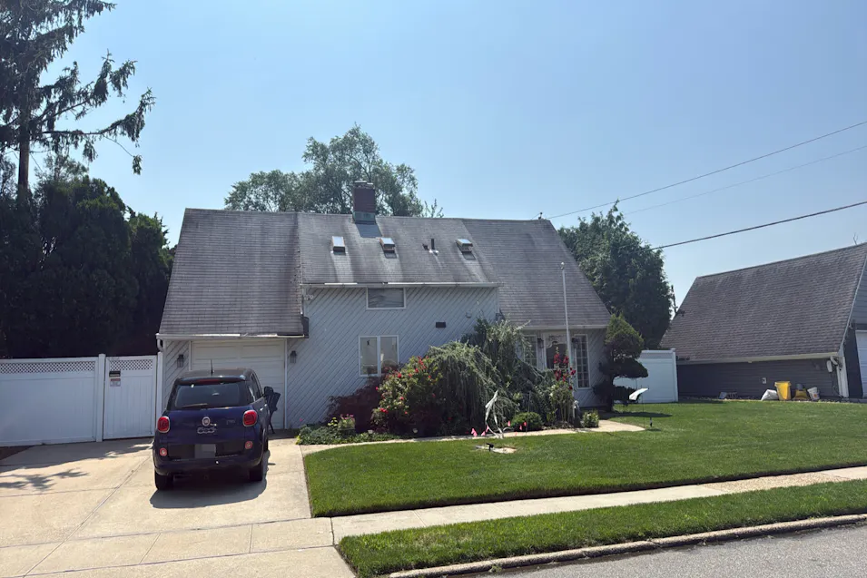 17 Cinder Ln Hicksville, NY 11801, Nassau County