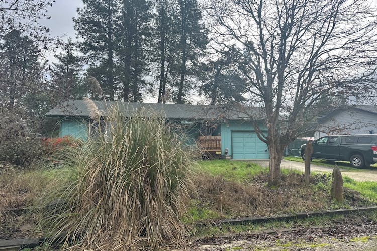 123 Laubach Ln Grants Pass, OR 97526, Josephine County