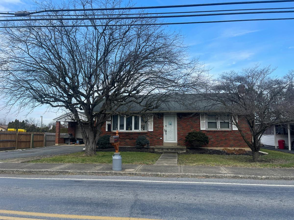 Penn Ave, Alburtis, PA 18011 #1