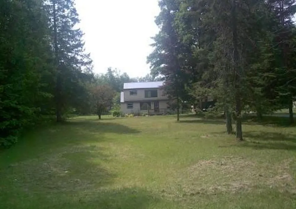 4497 County Road 429 Mc Millan, MI 49853, Luce County