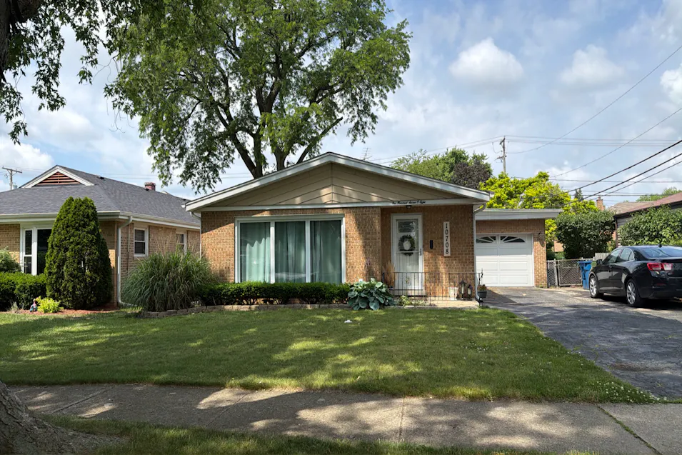 10708 South Keeler Avenue Oak Lawn, IL 60453, Cook County