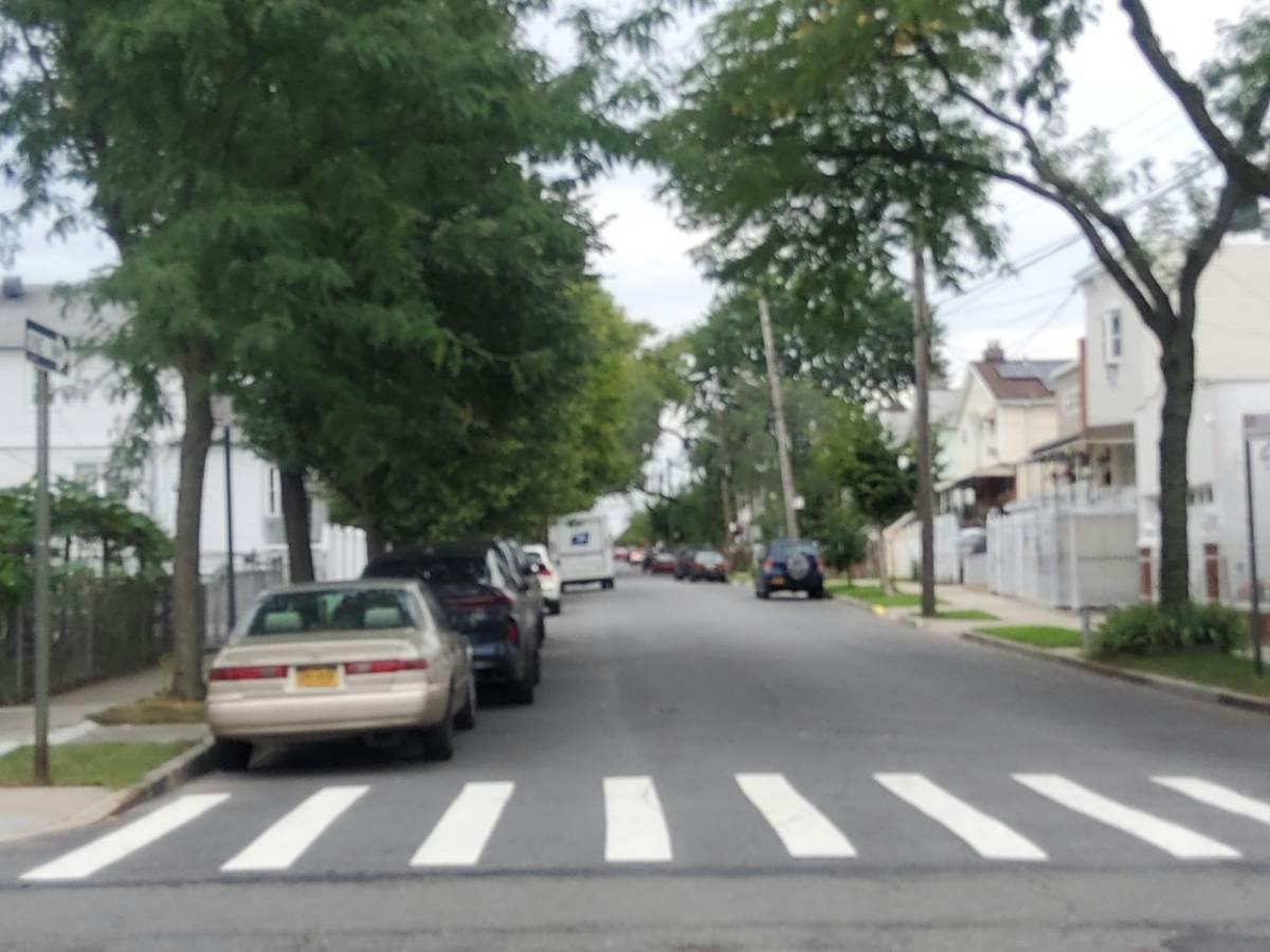 Turnbull Ave, Bronx, NY 10473