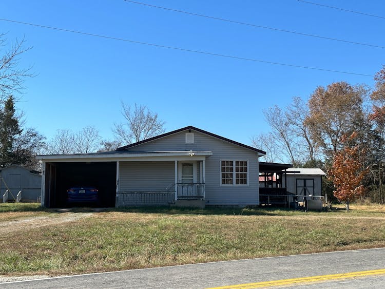 11977 State Route Jj West Plains, MO 65775, Howell County
